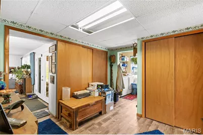 345 Robin Lane, Saint Clair, MO 63077 - Photo 16