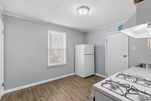 6640 Torlina Dr, Berkeley, MO 63134 - Photo 6