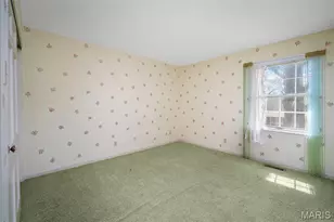 10465 Gregory Ct, Saint Louis, MO 63128 - Photo 32