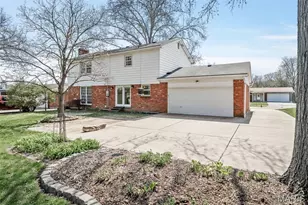 10465 Gregory Ct, Saint Louis, MO 63128 - Photo 38