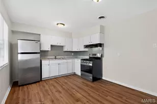 4426 Treadway Ln, Saint Louis, MO 63134 - Photo 22