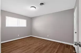 4426 Treadway Ln, Saint Louis, MO 63134 - Photo 14