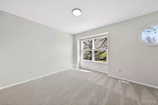 411 Valparaiso Ct, Valley Park, MO 63088 - Photo 24
