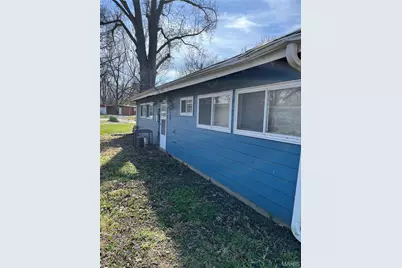 8443 Red Fir Drive, Saint Louis, MO 63134 - Photo 4