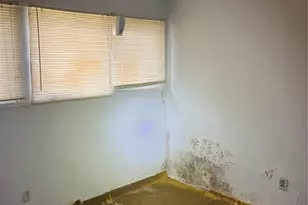 8443 Red Fir Dr, Saint Louis, MO 63134 - Photo 16