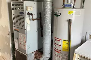 8443 Red Fir Dr, Saint Louis, MO 63134 - Photo 12