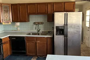 8443 Red Fir Dr, Saint Louis, MO 63134 - Photo 8