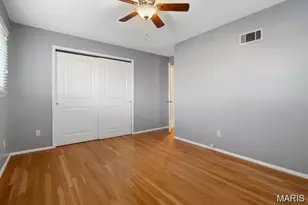 8408 Louwen Dr, Ladue, MO 63124 - Photo 16