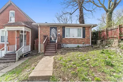 858 Canaan Avenue, Saint Louis, MO 63147 - Photo 1
