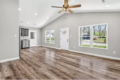 131 N Alexander Street, Farmington, MO 63640 - Photo 8