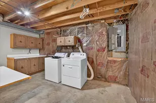 7 Springlake Ct, Ballwin, MO 63011 - Photo 46