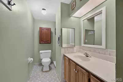 7 Springlake Court, Ballwin, MO 63011 - Photo 34