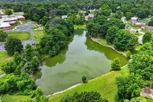 7 Springlake Ct, Ballwin, MO 63011 - Photo 52