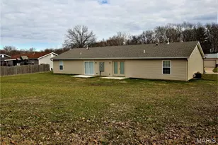 25 Joan Dr, O'Fallon, MO 63376 - Photo 2