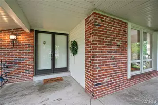 414 Tamarack Dr, Ballwin, MO 63011 - Photo 4