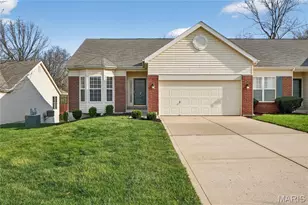32 Turtle Creek Villas Dr, O'Fallon, MO 63366 - Photo 1