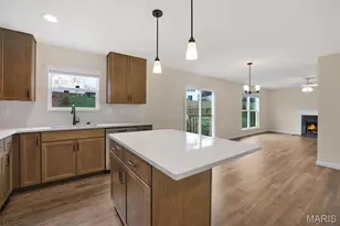 360 Winding Bluffs Ct, Fenton, MO 63026 - Photo 16