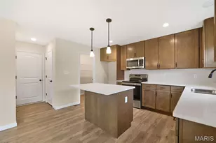 360 Winding Bluffs Ct, Fenton, MO 63026 - Photo 14