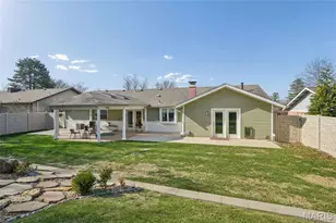 505 Glenmeadow Dr, Ballwin, MO 63011 - Photo 28