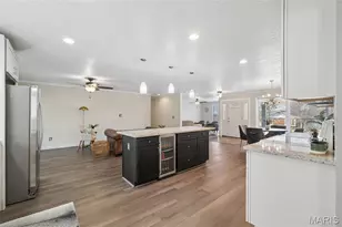 505 Glenmeadow Dr, Ballwin, MO 63011 - Photo 10