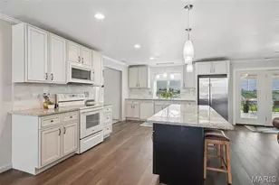 505 Glenmeadow Dr, Ballwin, MO 63011 - Photo 8
