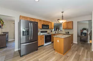 1428 Chambers Dr, O'Fallon, MO 63366 - Photo 16