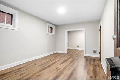5704 Goener Avenue, Saint Louis, MO 63116 - Photo 22