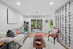 12725 Westport Dr, Saint Louis, MO 63146 - Photo 14