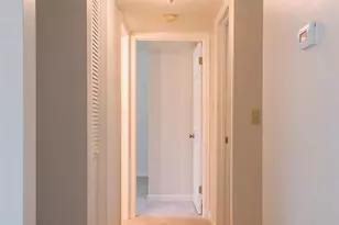 9071 Wrenwood Ln, Brentwood, MO 63144 - Photo 8