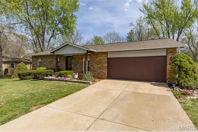 4452 Dantonaire Place, Saint Louis, MO 63128 - Photo 2