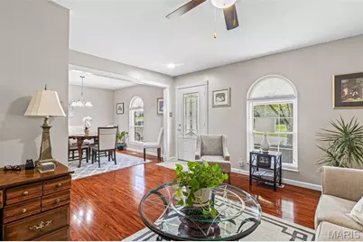 4452 Dantonaire Place, Saint Louis, MO 63128 - Photo 6