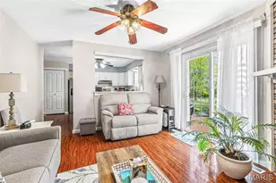 4452 Dantonaire Pl, Saint Louis, MO 63128 - Photo 14