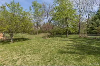 4452 Dantonaire Place, Saint Louis, MO 63128 - Photo 26