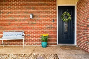 727 Paschal Dr, Mehlville, MO 63125 - Photo 6