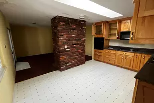 102 Five Meadows Ln, Ballwin, MO 63011 - Photo 12