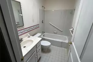 102 Five Meadows Ln, Ballwin, MO 63011 - Photo 24