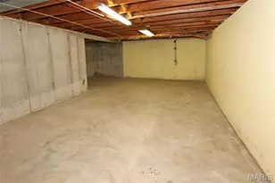 529 Barcia Dr, Saint Louis, MO 63119 - Photo 24