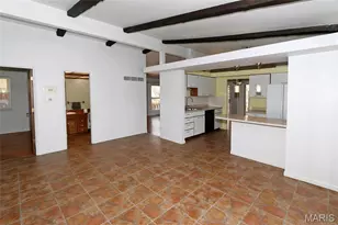 529 Barcia Dr, Saint Louis, MO 63119 - Photo 10