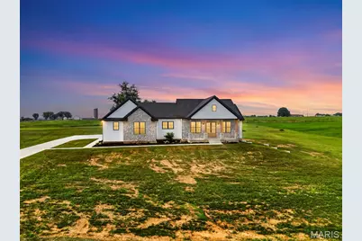 226 Autumn Hallow Ct, Old Monroe, MO 63369 - Photo 2