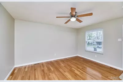1422 Ramona Lane, Saint Charles, MO 63304 - Photo 6