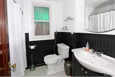 5616 Milentz Avenue, Saint Louis, MO 63109 - Photo 14