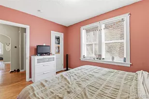 5042 Tholozan Ave, Saint Louis, MO 63109 - Photo 10