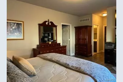 351 Champion Way Drive, Ballwin, MO 63011 - Photo 14