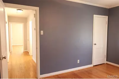 8829 Bridgeport Avenue, Brentwood, MO 63144 - Photo 14