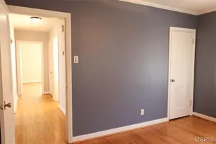 8829 Bridgeport Ave, Brentwood, MO 63144 - Photo 14