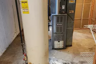 940 Rogers Ln, Florissant, MO 63033 - Photo 46