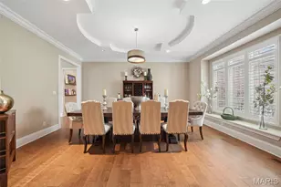 9 Graybridge Dr, Ladue, MO 63124 - Photo 10