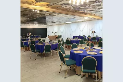 407 Dunn Road, Florissant, MO 63031 - Photo 4