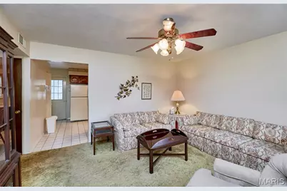 615 Central Parkway, Florissant, MO 63031 - Photo 26