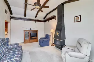 615 Central Pkwy, Florissant, MO 63031 - Photo 18